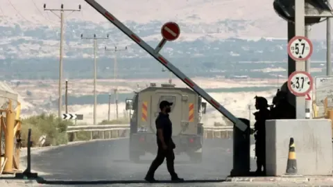 Two Persons Shot in Incident Close to West Bank-Jordan Passage, Israeli Military States
