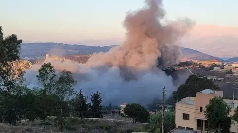 Israel's Bombing Raids Strike South Lebanese Territory