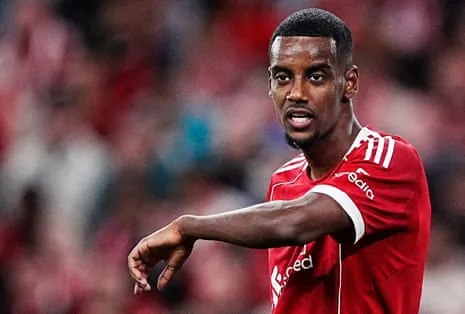 Alexander Isak's First Appearance Delivers Star Power Despite Noticeable Rust